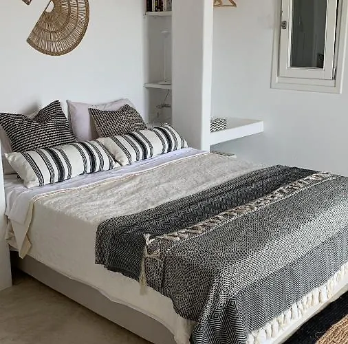 Ferienhaus Kato Spiti, An Idyllic Retreat, Mykonos *